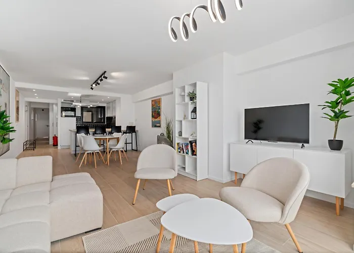 Splendid Two-bedroom Flat Frontal Seaview - 