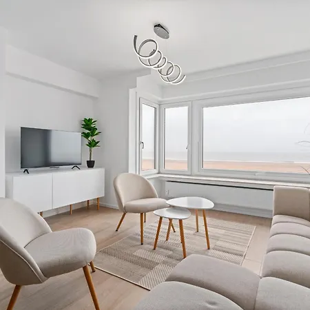 Splendid Two-bedroom Flat Frontal Seaview - 