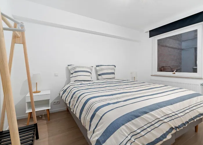 Splendid Two-bedroom Flat Frontal Seaview - 